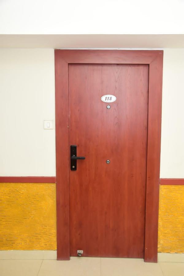 Hotel Shiv International Bhachau Esterno foto